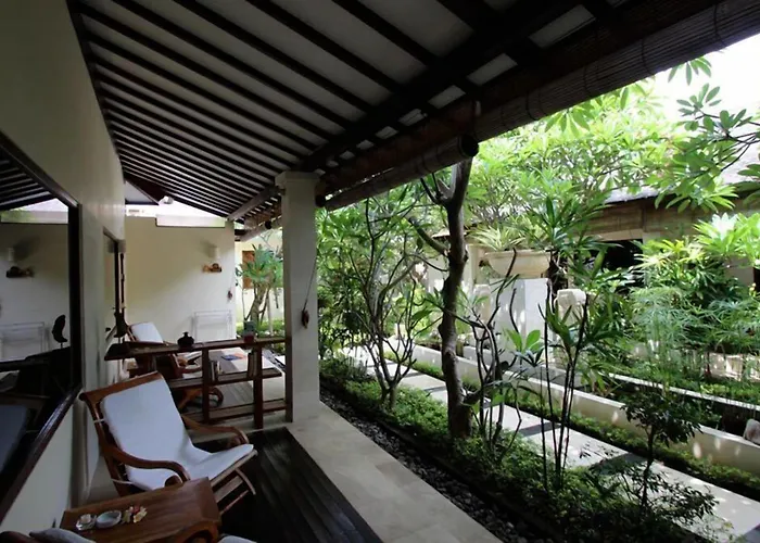Frangipani Gasthuis 3*